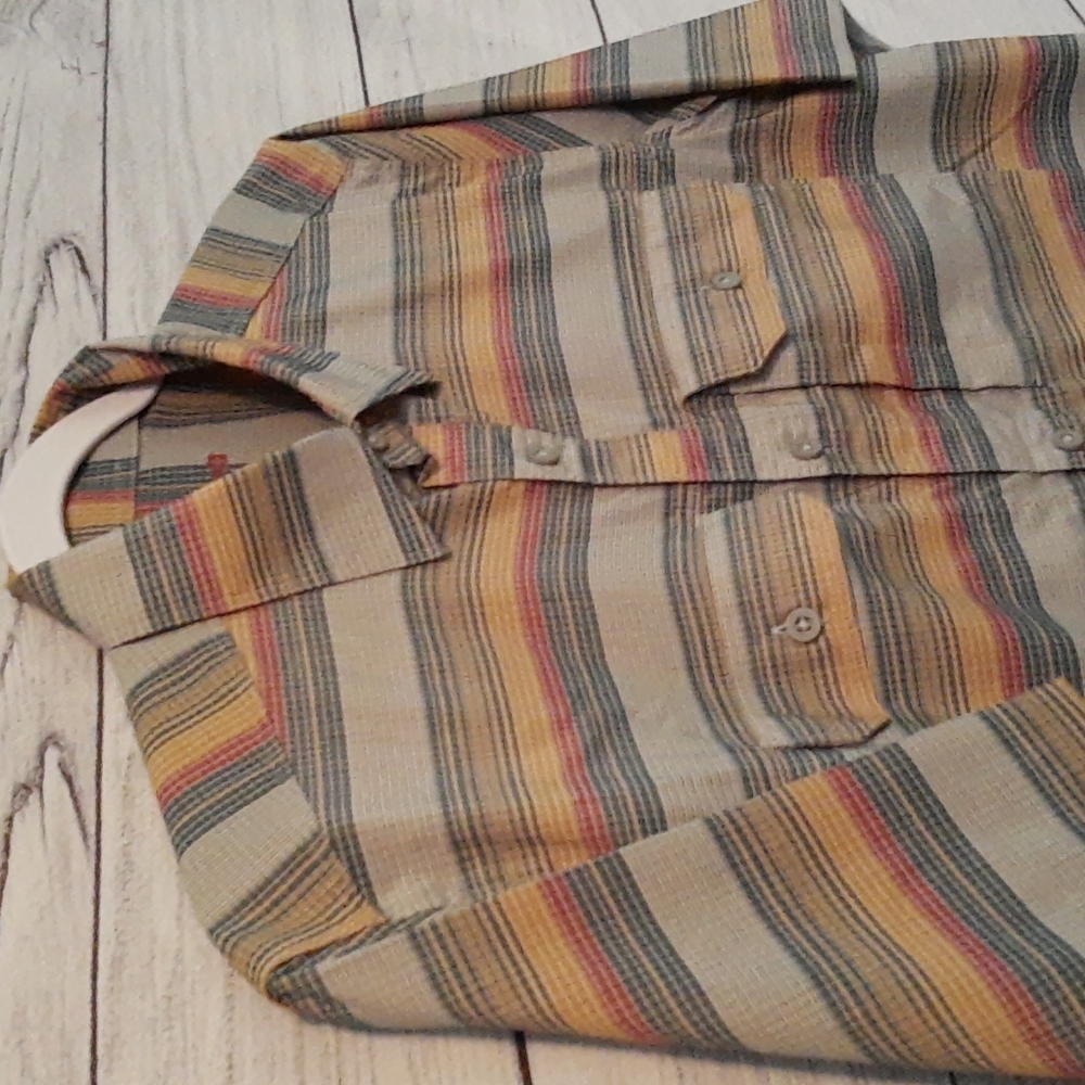 Men's Swiss Tech Button Down Shirts Bundle Plaid Stripes S 34-36 - Picture 11 of 16